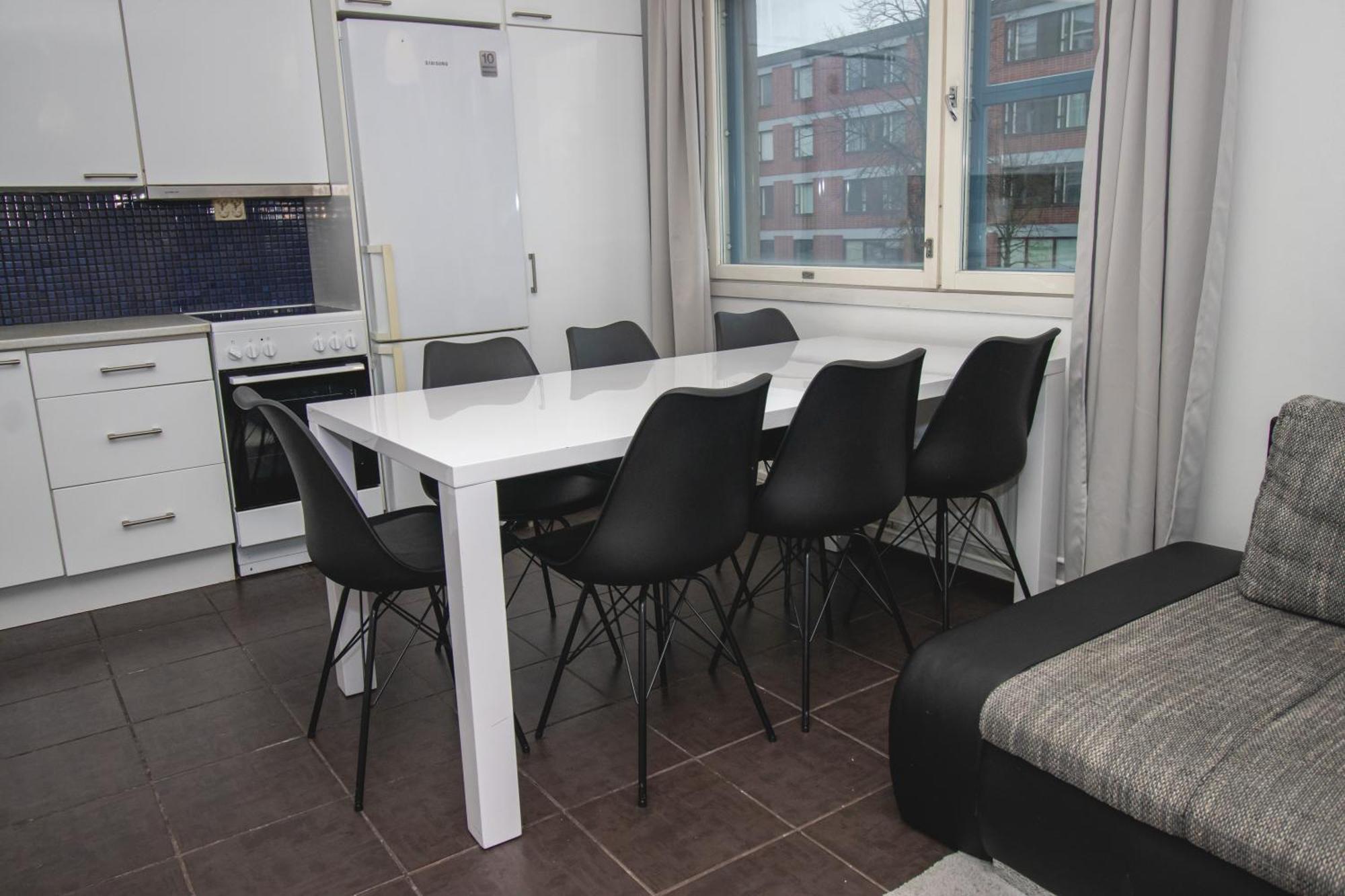 Appartement Cozy Near Metro Station