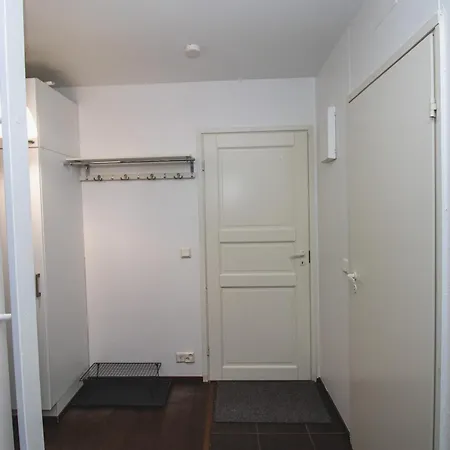 Cozy Apartment Near Metro Station Helsinki Exterior photo